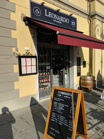 Leonardo Cafe & Ristoro